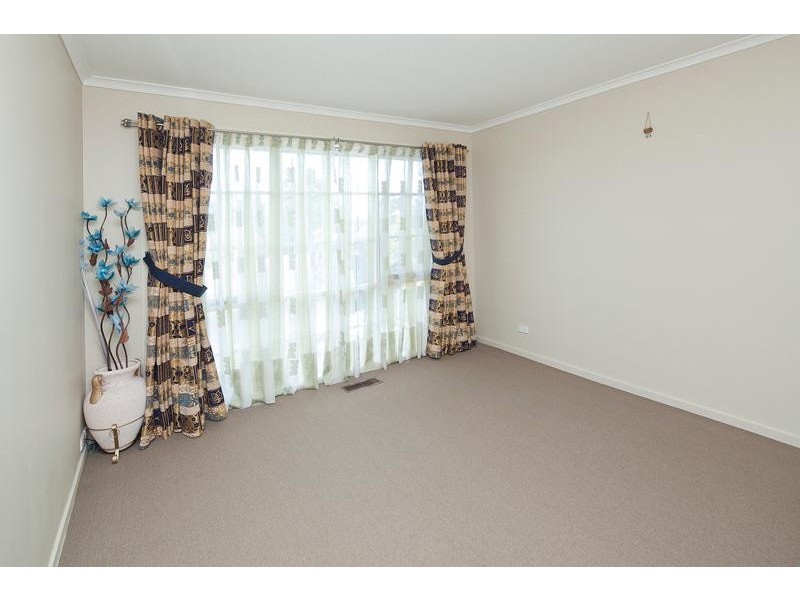 8 Pejaro Place, Endeavour Hills VIC 3802