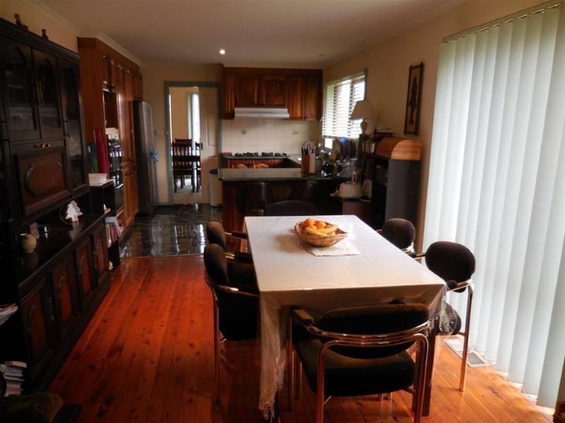 20 Edward Freeth Drive, Endeavour Hills VIC 3802