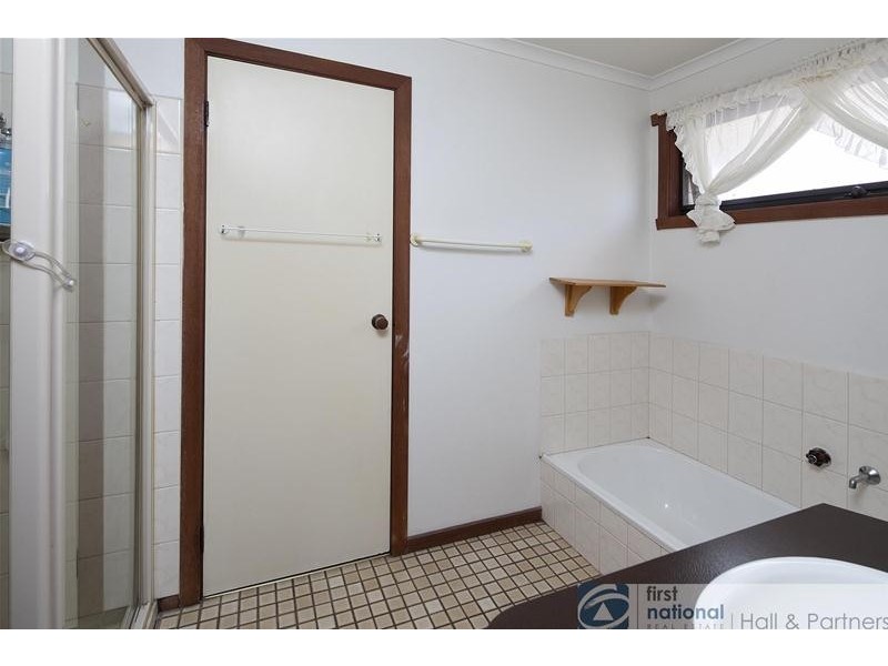 4 Waintree Court, Endeavour Hills VIC 3802