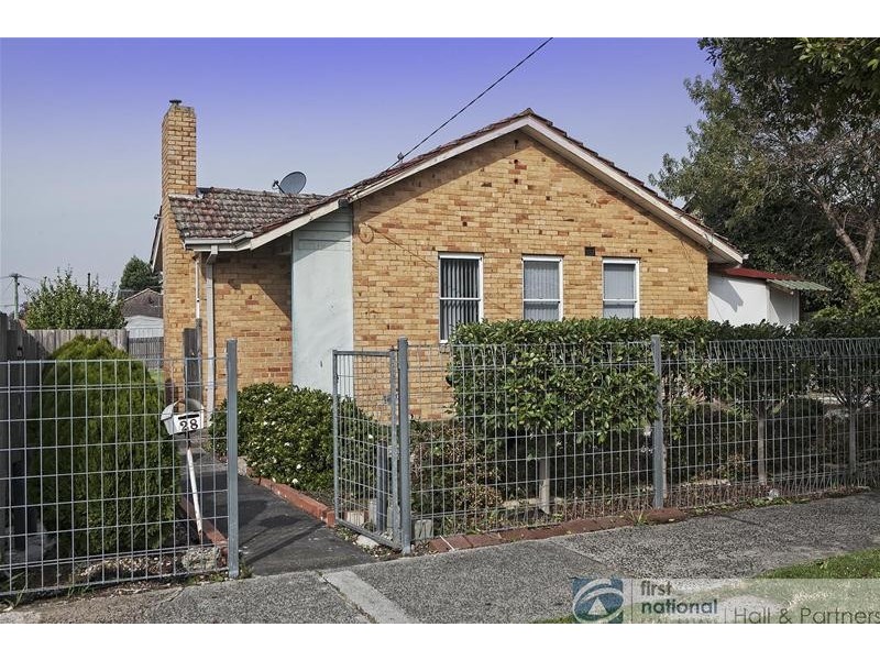 28 Curtin Crescent, Dandenong North VIC 3175