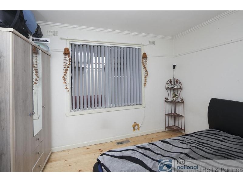 28 Curtin Crescent, Dandenong North VIC 3175