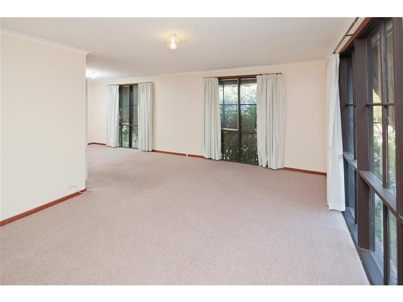 24 Lipton Drive, Dandenong North VIC 3175