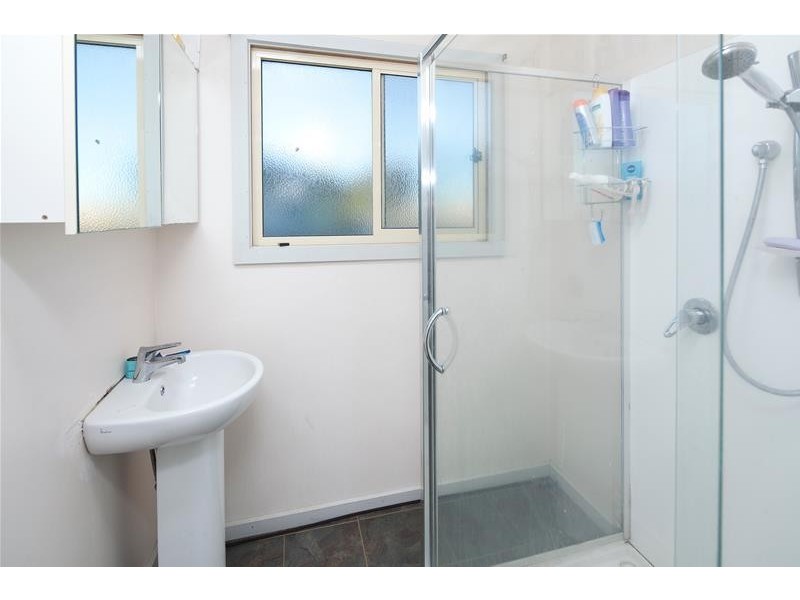 10 Menzies Avenue, Dandenong North VIC 3175