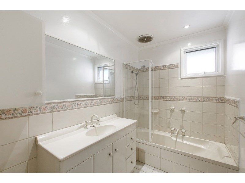 1 Facey Court, Noble Park North VIC 3174