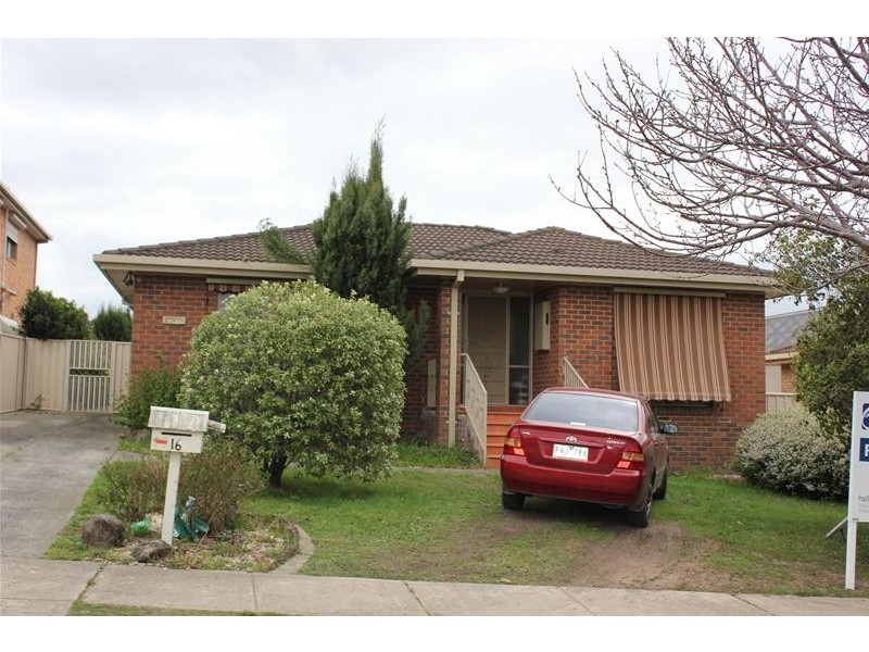 16 Henlow Rise, Hallam VIC 3803