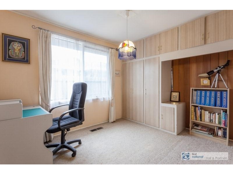 16 Mangana Drive, Mulgrave VIC 3170