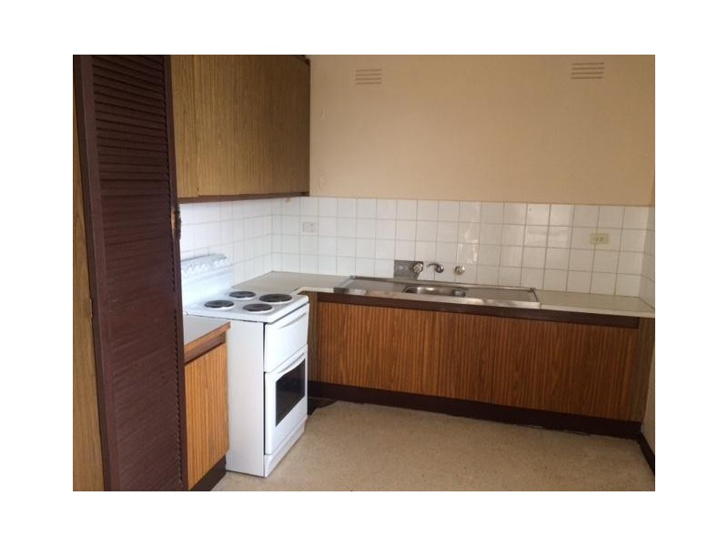 8/29 Hemmings Street, Dandenong VIC 3175