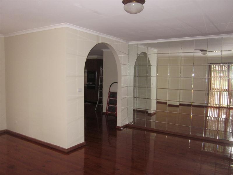 27 Axedale Crescent, Endeavour Hills VIC 3802