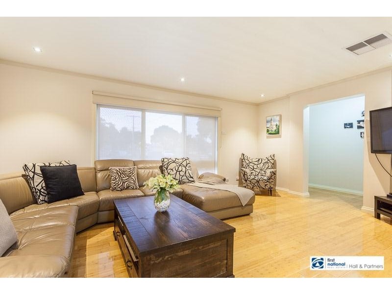 4 Paviour  Court, Dandenong North VIC 3175