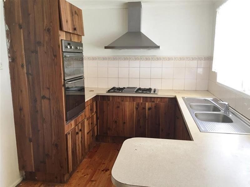 2 Breamlea Court, Dandenong North VIC 3175