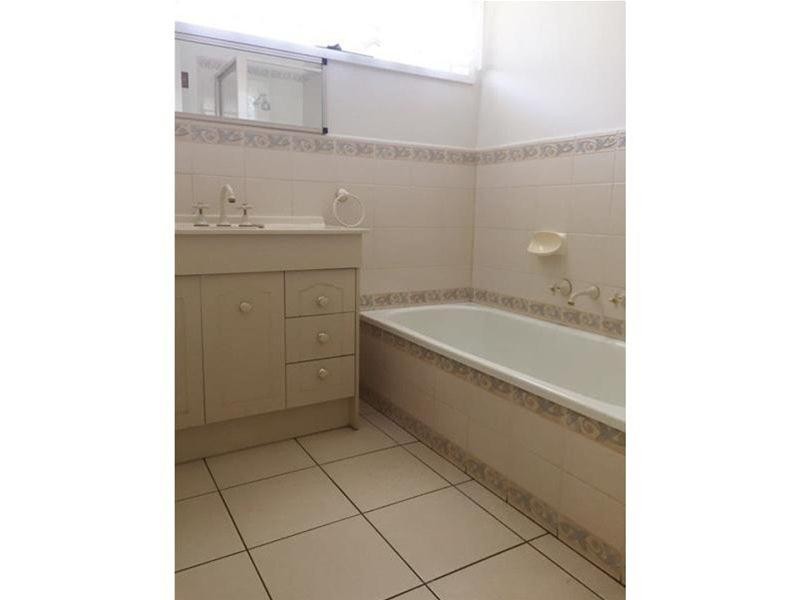 2 Breamlea Court, Dandenong North VIC 3175