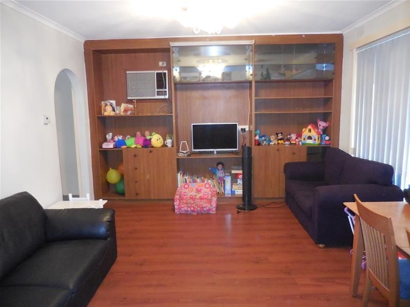 11 Waratah Drive, Dandenong North VIC 3175