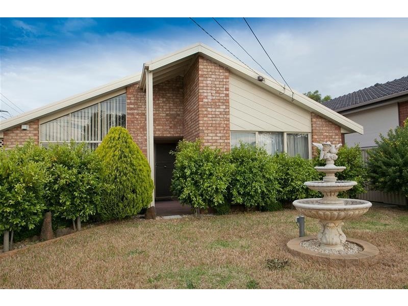 5 Cabinda Drive, Keysborough VIC 3173