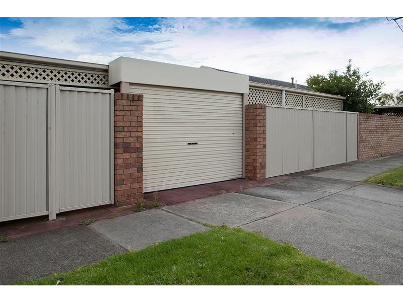 5 Cabinda Drive, Keysborough VIC 3173