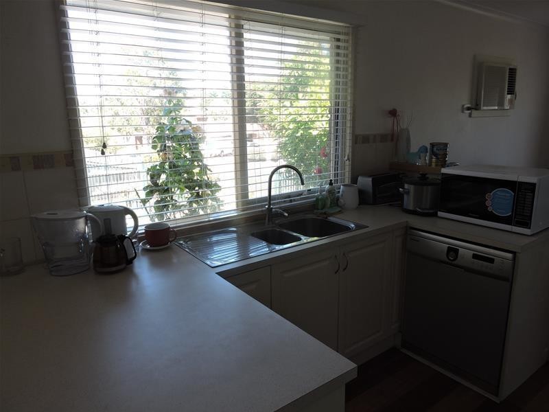 30 Sydney Parkinson Avenue, Endeavour Hills VIC 3802