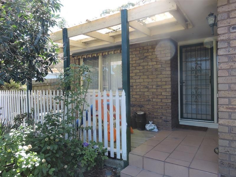 30 Sydney Parkinson Avenue, Endeavour Hills VIC 3802