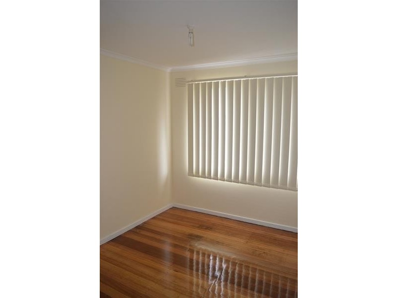 17 Rossiter Avenue, Endeavour Hills VIC 3802