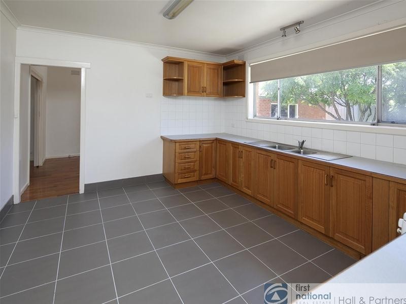 11 Hansworth Street, Mulgrave VIC 3170