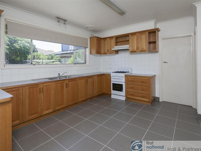 11 Hansworth Street, Mulgrave VIC 3170