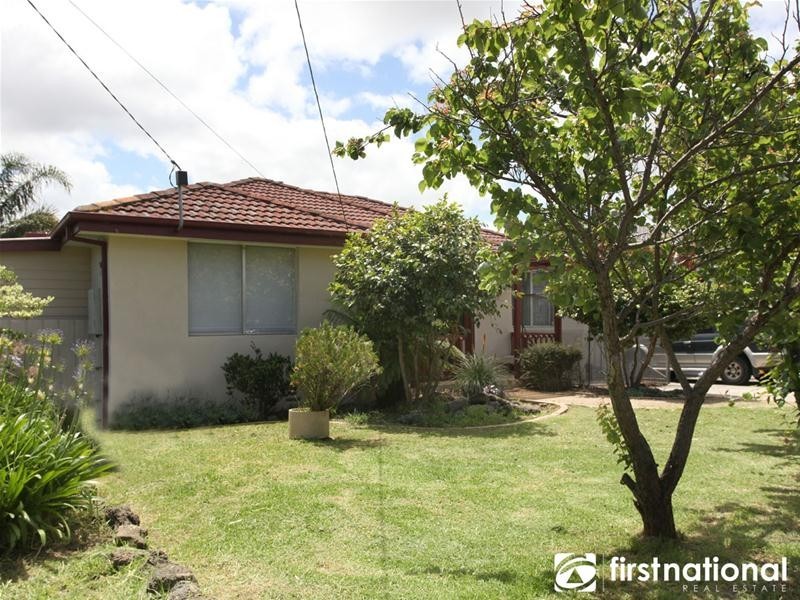 5 Henry Avenue, Hallam VIC 3803