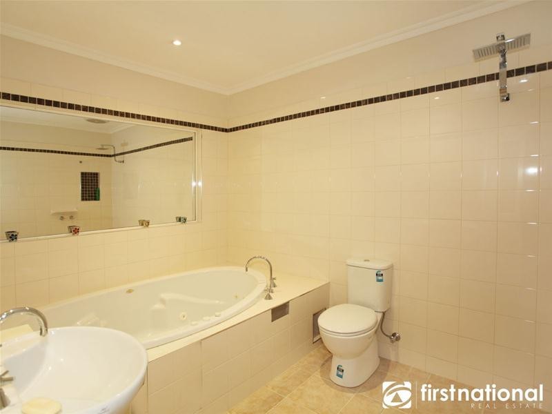 5 Henry Avenue, Hallam VIC 3803