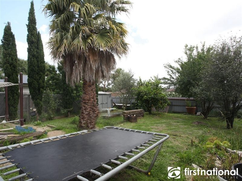 5 Henry Avenue, Hallam VIC 3803