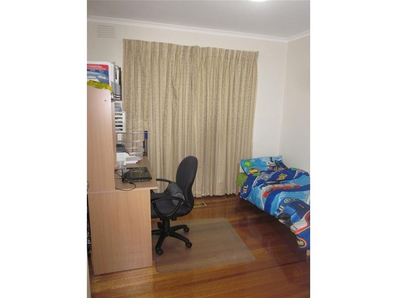 9 William Perry Close, Endeavour Hills VIC 3802