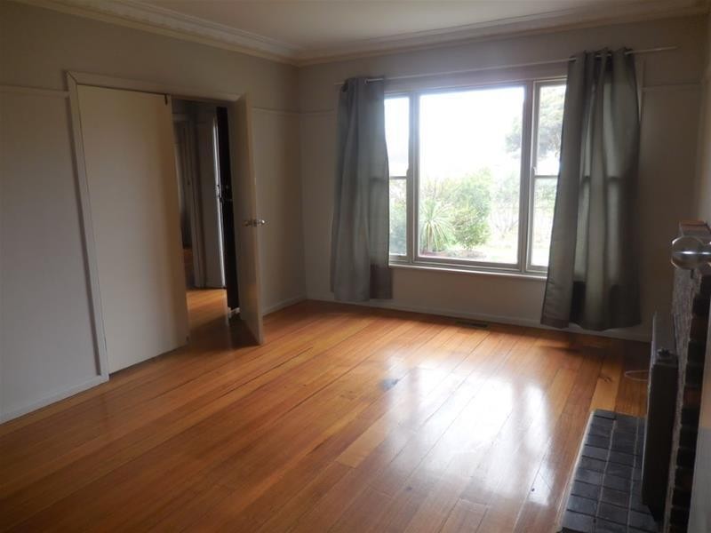 5 McNab Court, Dandenong VIC 3175