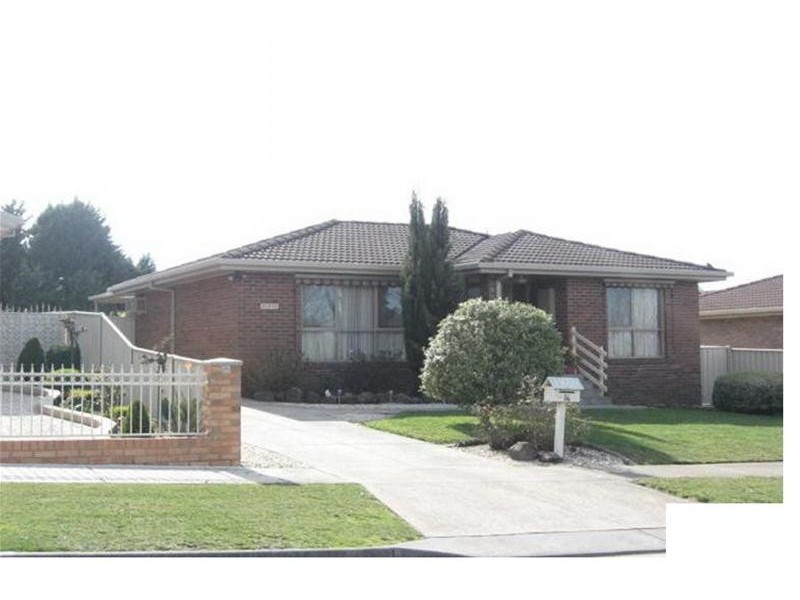 16 Henlow Rise, Hallam VIC 3803