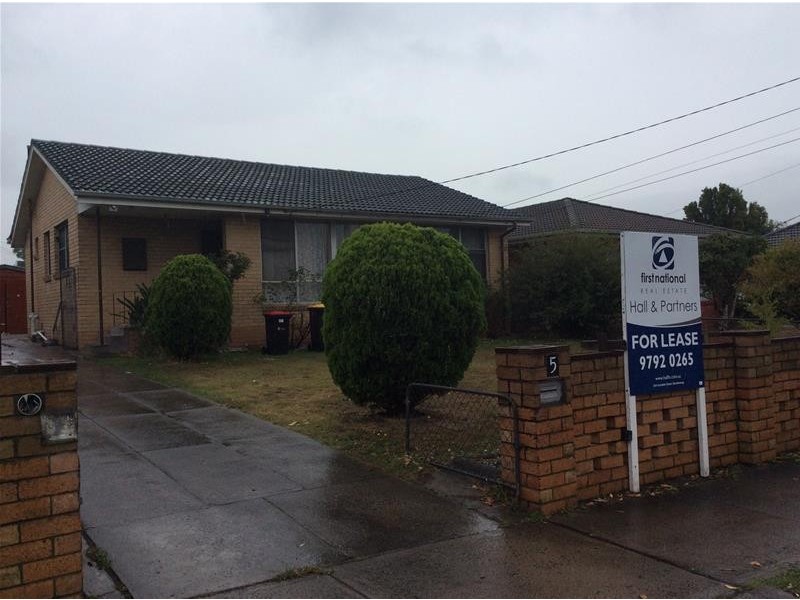 5 Sylvia Street, Dandenong North VIC 3175