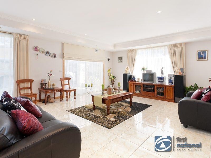 5 Jeanette Court, Mulgrave VIC 3170