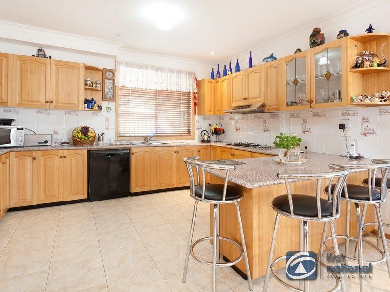 5 Jeanette Court, Mulgrave VIC 3170