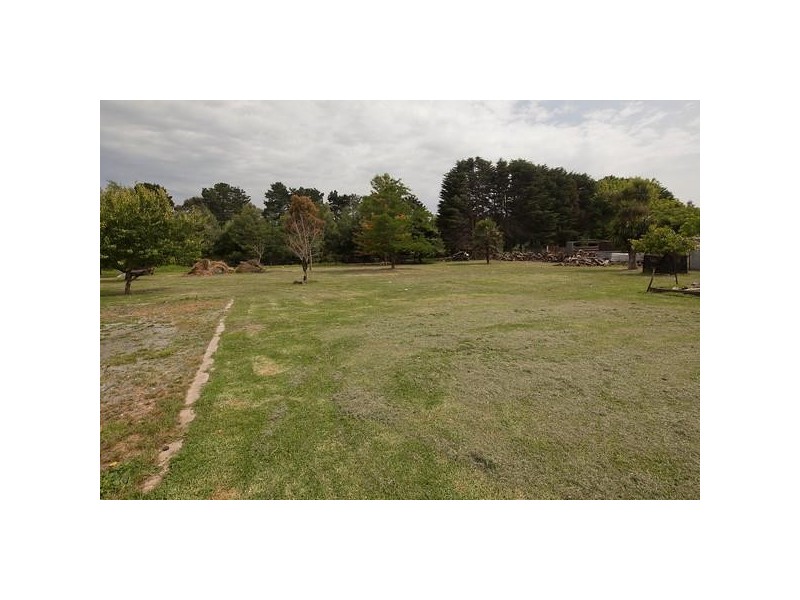 2 Charl Close, Narre Warren North VIC 3804