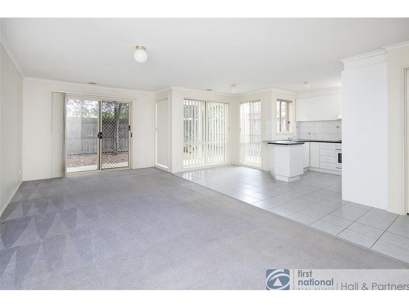 2/27 Wattle Drive, Doveton VIC 3177