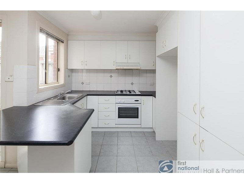 2/27 Wattle Drive, Doveton VIC 3177