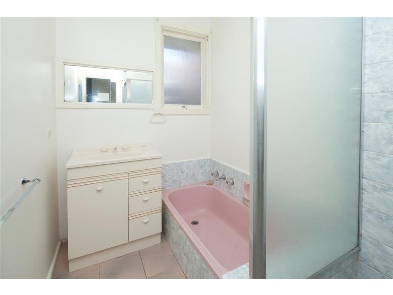 1/9 Roberts Avenue, Mulgrave VIC 3170