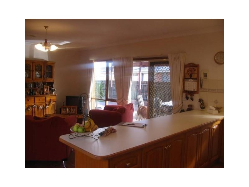 11 Bounty Way, Berwick VIC 3806