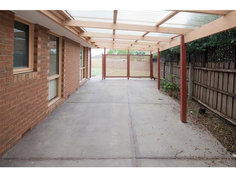 47 Edeys Run, Hampton Park VIC 3976