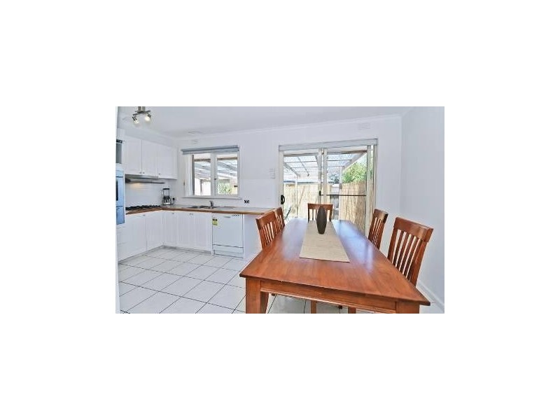 1/24 Studley Street, Mulgrave VIC 3170