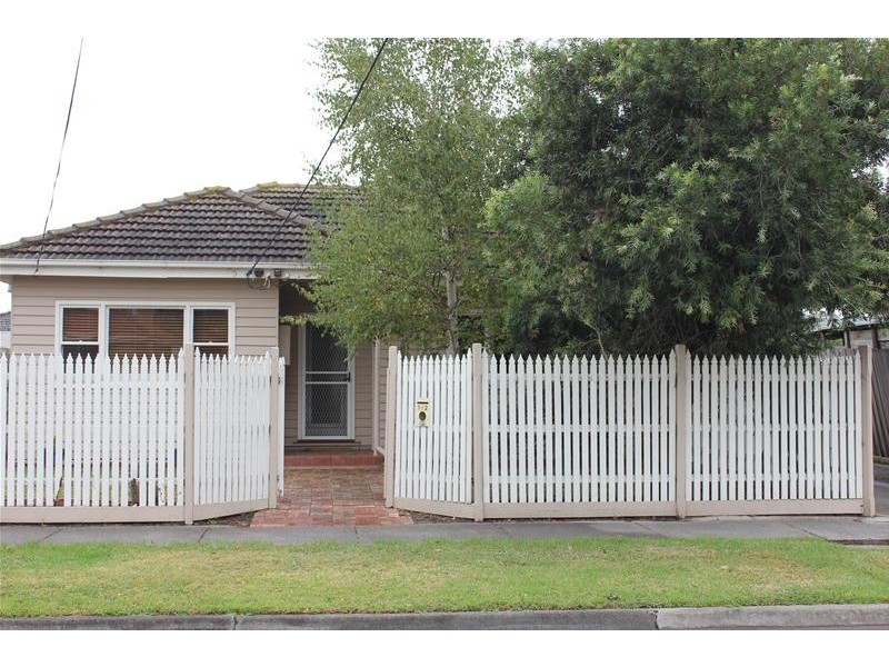 1/2 Southbourne Avenue, Dandenong South VIC 3175