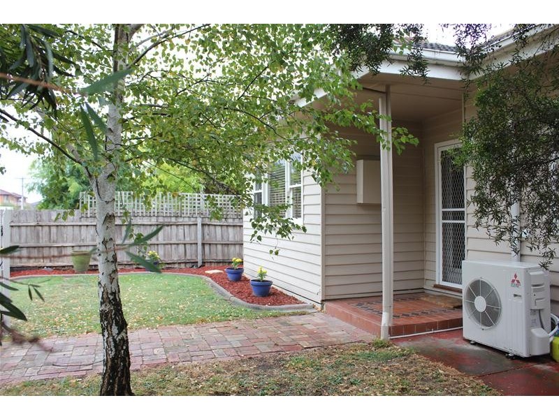 1/2 Southbourne Avenue, Dandenong South VIC 3175