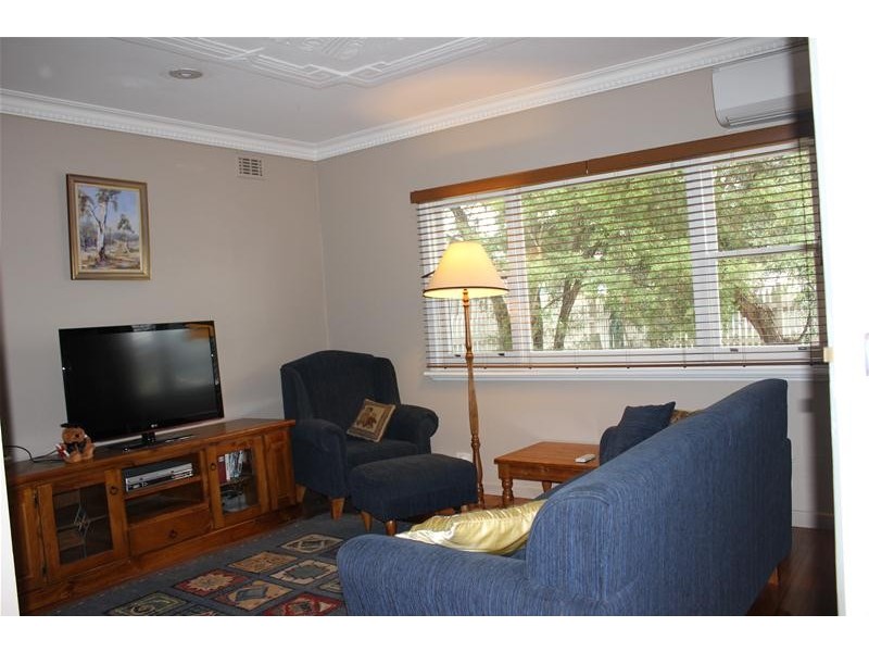 1/2 Southbourne Avenue, Dandenong South VIC 3175