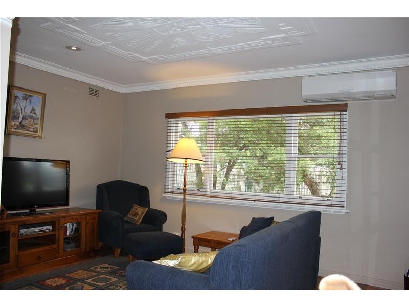1/2 Southbourne Avenue, Dandenong South VIC 3175