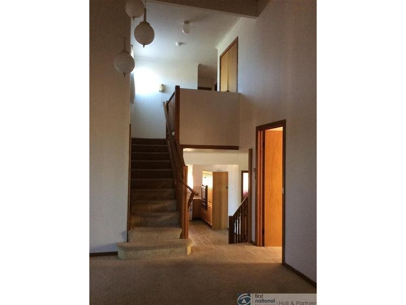 15 Granton Avenue, Endeavour Hills VIC 3802