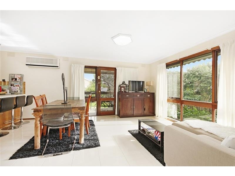 35 Haverbrack Drive, Mulgrave VIC 3170