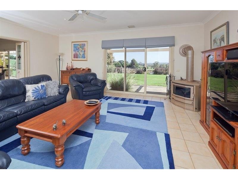 292 Longwarry- Drouin Road, Drouin VIC 3818