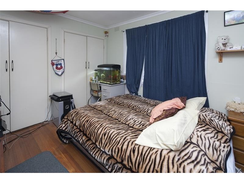 17 Page Close, Noble Park VIC 3174