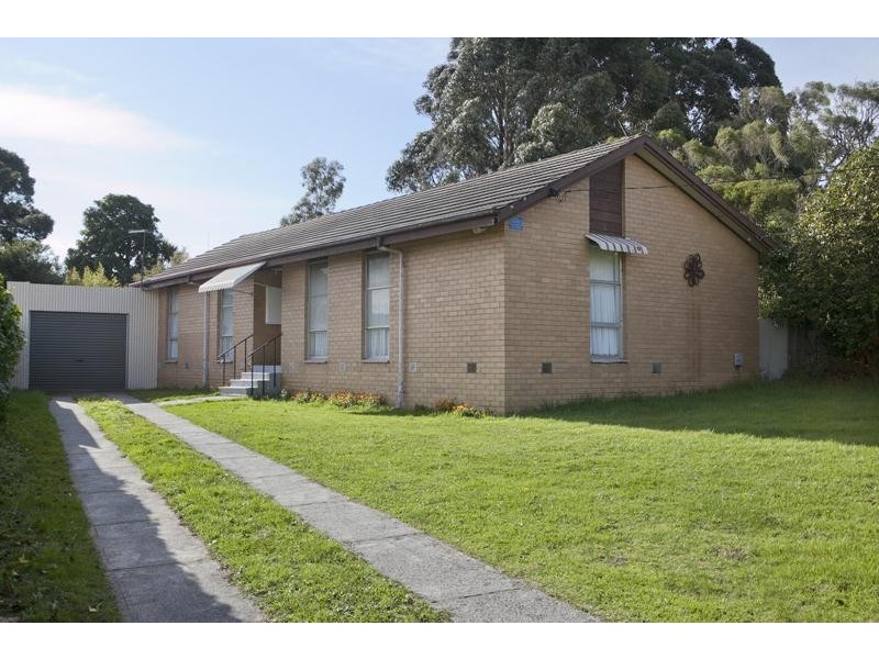 48 Meadow Wood Walk, Narre Warren VIC 3805