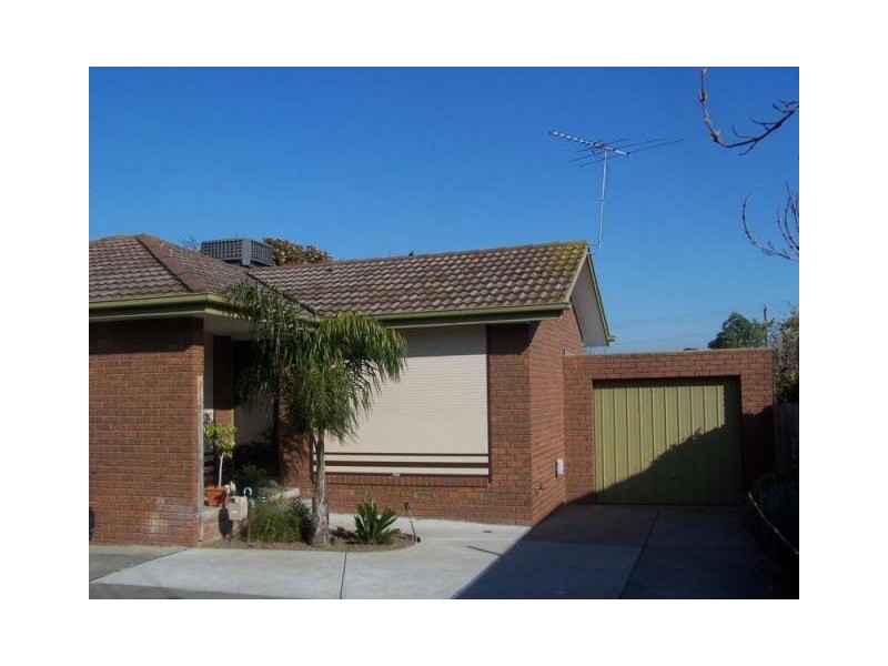 2/48 Manning Drive, Noble Park North VIC 3174