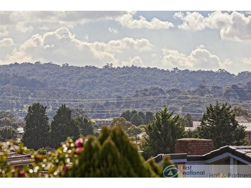 14 Kassan Gardens, Endeavour Hills VIC 3802